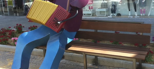 האיש עם האקורדיון